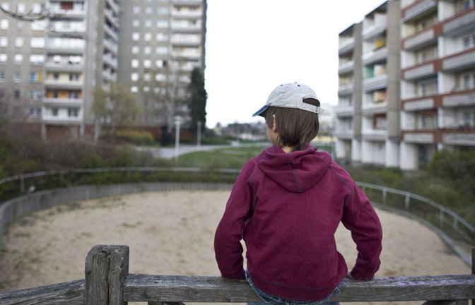 In einem neuen Infoblatt der Initiative „Mach dich stark“ heißt es, dass fast 370.000 Kinder in Armut leben (Symbolbild).<span class='image-autor'>Foto: dpa/Patrick Pleul</span>