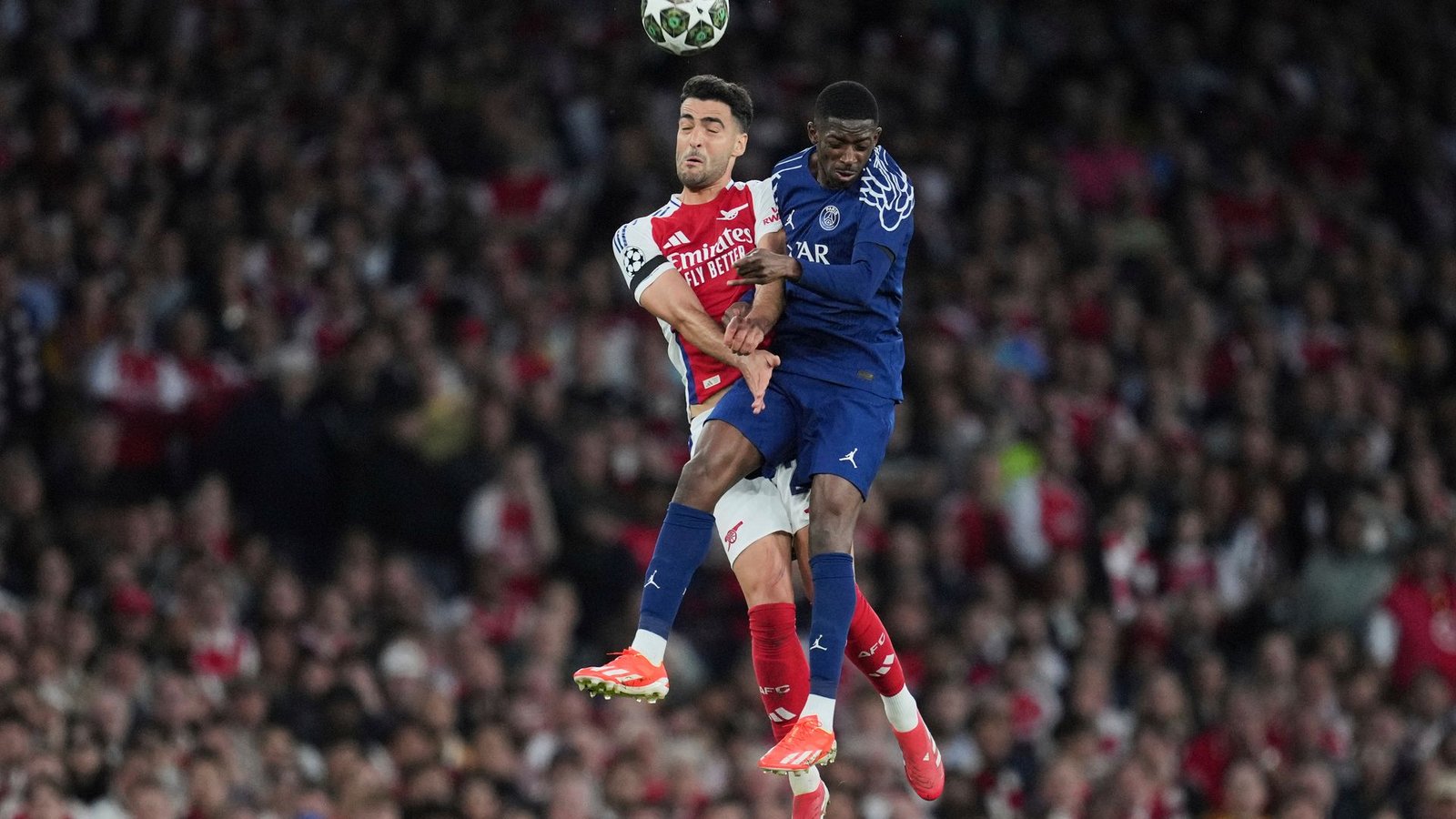 Treffen am Samstag erneut aufeinander: Arsenals Mikel Merino und Ousmane Dembele (r) von PSG. (Archivbild)Foto: Kin Cheung/AP/dpa Treffen am Samstag erneut aufeinander: Arsenals Mikel Merino und Ousmane Dembele (r) von PSG. (Archivbild)Foto: Kin Cheung/AP/dpa