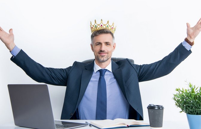 I’m the King! Viele Menschen neigen zur Selbstüberschätzung. Die US-Psychologen David Dunning und Justin Kruger haben das genauer untersucht.<span class='image-autor'>Foto: Imago/Pond5 Images</span>