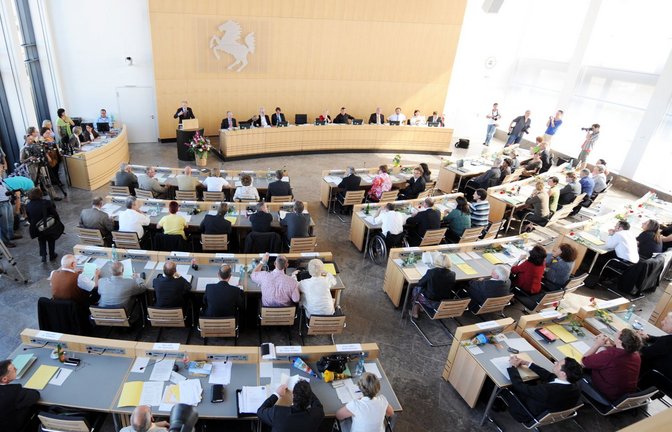 Noch sitzen im Stuttgarter Gemeinderat eher ältere Mitglieder. Ab nächstem Jahr könnte sich das ändern.<span class='image-autor'>Foto: dpa/Bernd Weißbrod</span>