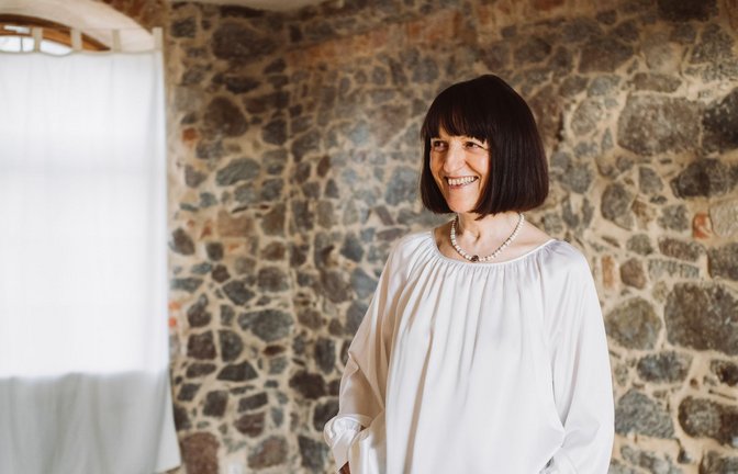 Regina Heckert leitet seit 35 Jahren eine Tantraschule in einem kleinen katholischen Dorf.<span class='image-autor'>Foto: Lene W Photography/Lene Wichmann</span>