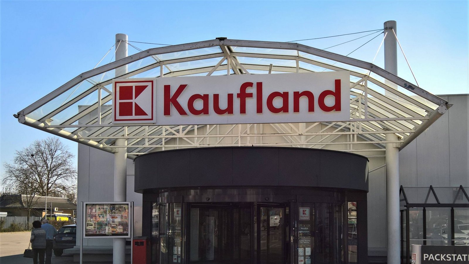 Die Supermarkt-Kette Kaufland testet ein neues Pfandsystem für Lebensmittel. (Symbolbild)Foto: IMAGO/
Manfred Segerer Die Supermarkt-Kette Kaufland testet ein neues Pfandsystem für Lebensmittel. (Symbolbild)Foto: IMAGO/
Manfred Segerer