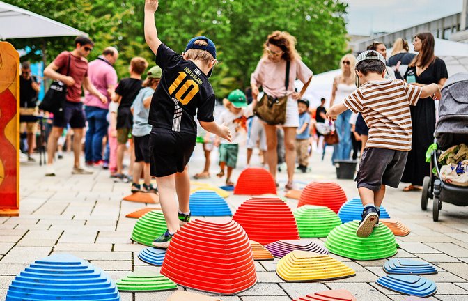 Stuttgart wurde im Ranking nach Kriterien wie Sicherheit und Freizeitgestaltung untersucht. Das Bild zeigt das Kinderfest der Stadt auf dem Marktplatz.<span class='image-autor'>Foto: Lichtgut/Christoph Schmidt</span>