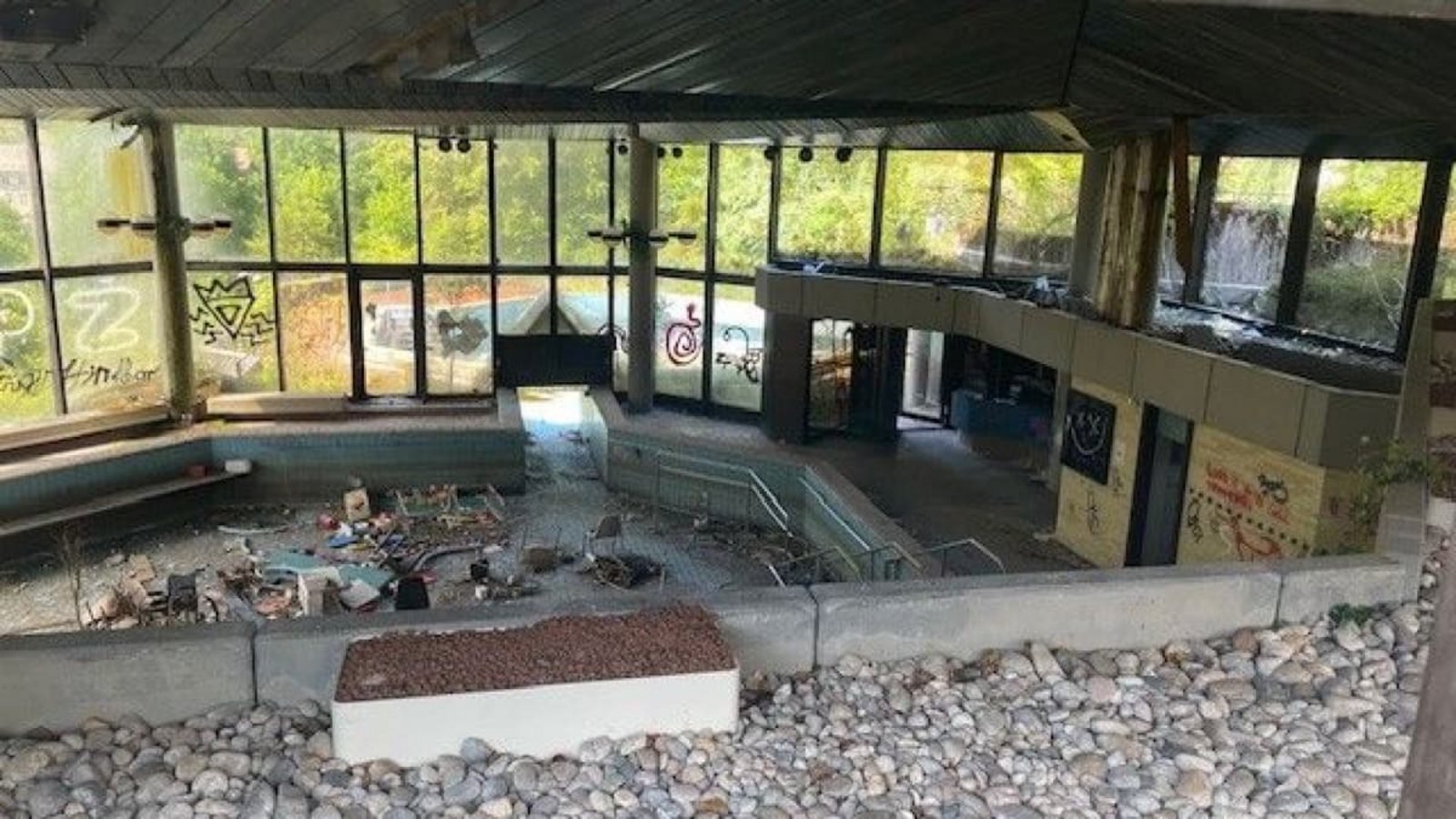 Verwahrlost: Der Lost Place Schwarzwaldklinik in Bad Rippoldsau-Schapbach.privat Verwahrlost: Der Lost Place Schwarzwaldklinik in Bad Rippoldsau-Schapbach.privat