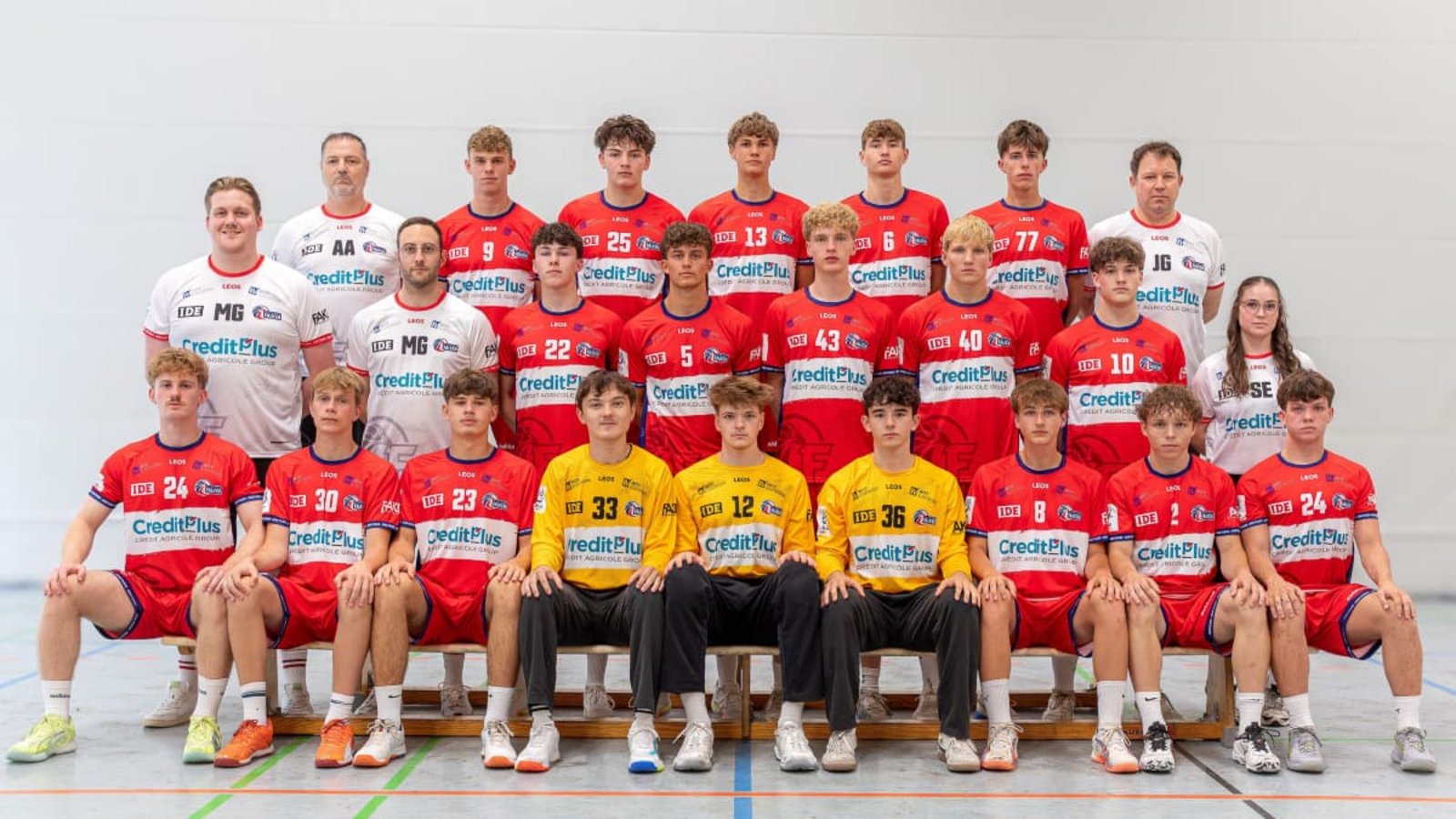 Die JANO-A-Jugend der Saison 2026/2027, hinten von links: Co-Trainer Alexander Adam, Max Balbuchta, Ole Straub, Paul Zimmer, Max Klein, Theophil Hoffmann, Co-Trainer Jens Geiselhart. Mitte von links: Trainer Magnus Gründig, Co-Trainer Marco Gaßmann, Linus Zemmel, Benjamin Schempp, Felix Johansen, Tom Heldrich, Niklas Gatzweiler, Physiotherapeutin Sina Ernst. Vorne von links: Nils Ruhmund, Ben Kromer, Michel Kostron, Lukas Ruis, Tobias Hösl, Benjamin Dengler, Tom Reehten, Robin Frank, Nils Bentz.JANO Filder