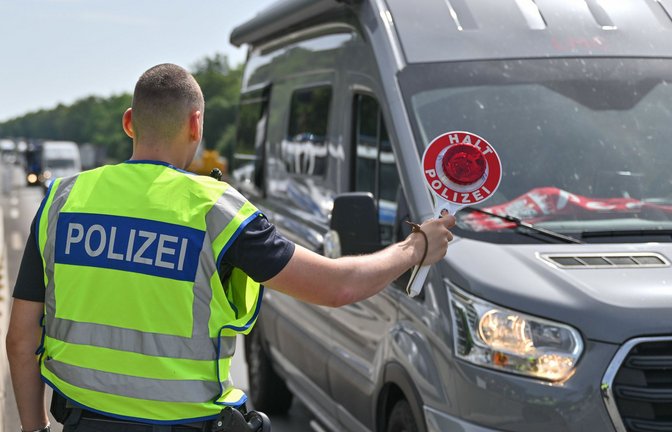 Die Kontrollen an den Grenzen sind zeitlich und örtlich flexibel. (Symbolbild)<span class='image-autor'>Foto: dpa/Patrick Pleul</span>