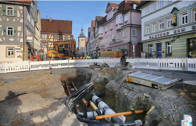 In immer mehr Städten werden Fernwärmeleitungen verlegt, wie vergangenes Jahr in Marbach am Neckar.<span class='image-autor'>Foto: Ralf Poller/Avanti</span>