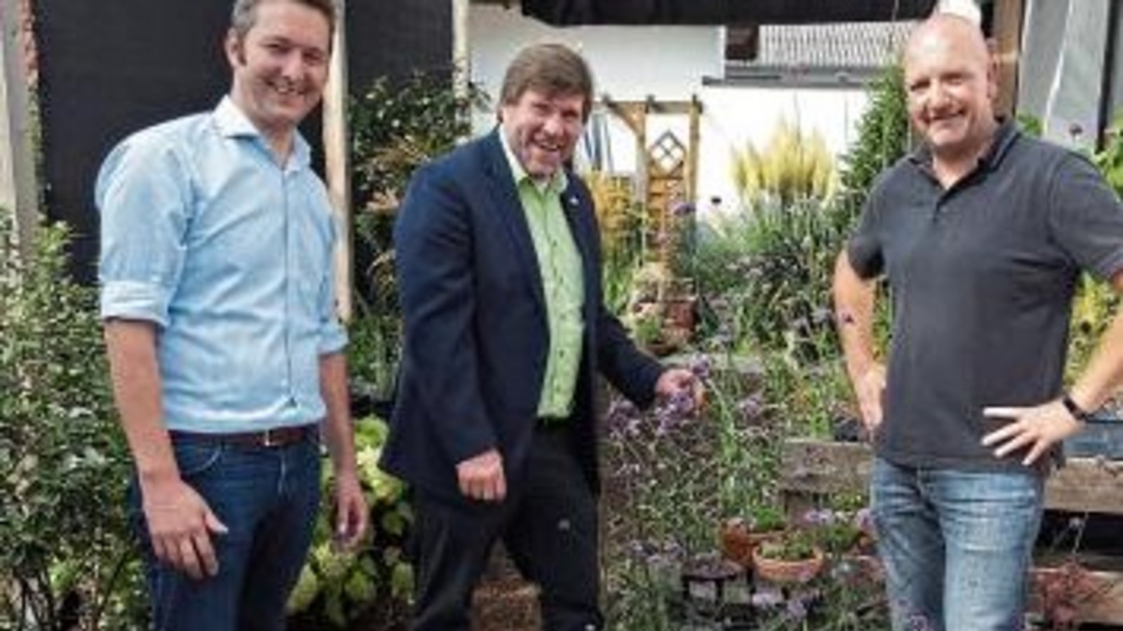 Rösler (Mitte) bei Teske und Lüdemann in Eberdingen.  Foto: VGL-BW