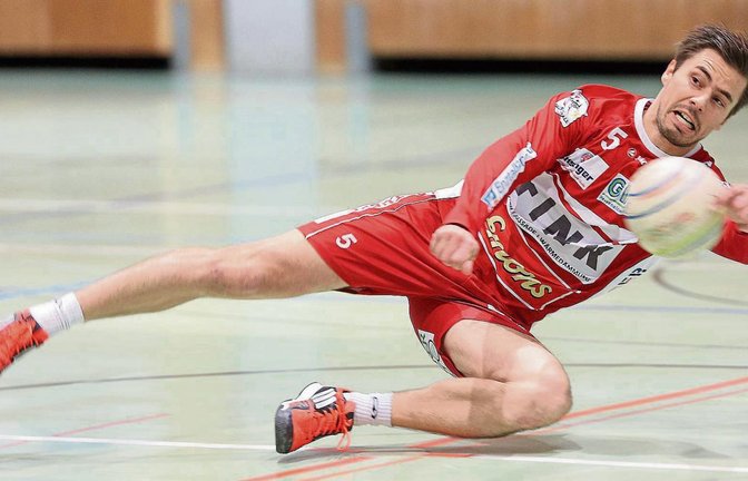 Nachdem Michael Marx in den vergangenen Wochen auf der Position vorne rechts gespielt hat, musste er in Tiefenthal wieder als Abwehrspieler ran. Foto: Archiv/Küppers
