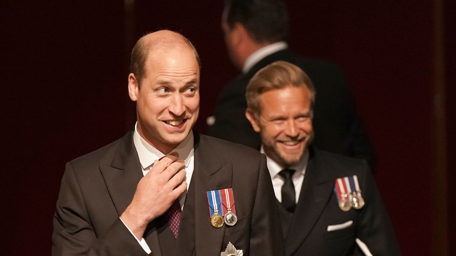 "Bedeutender Moment für zwei zukünftige Könige": Prinz William hatte bei der Parlamentseröffnung durch seinen Vater Spaß - Charles selbst hätte nach Einschätzung eines Experten lieber auf die Aufgabe verzichtet.Foto: Aaron Chown/PA Wire/dpa