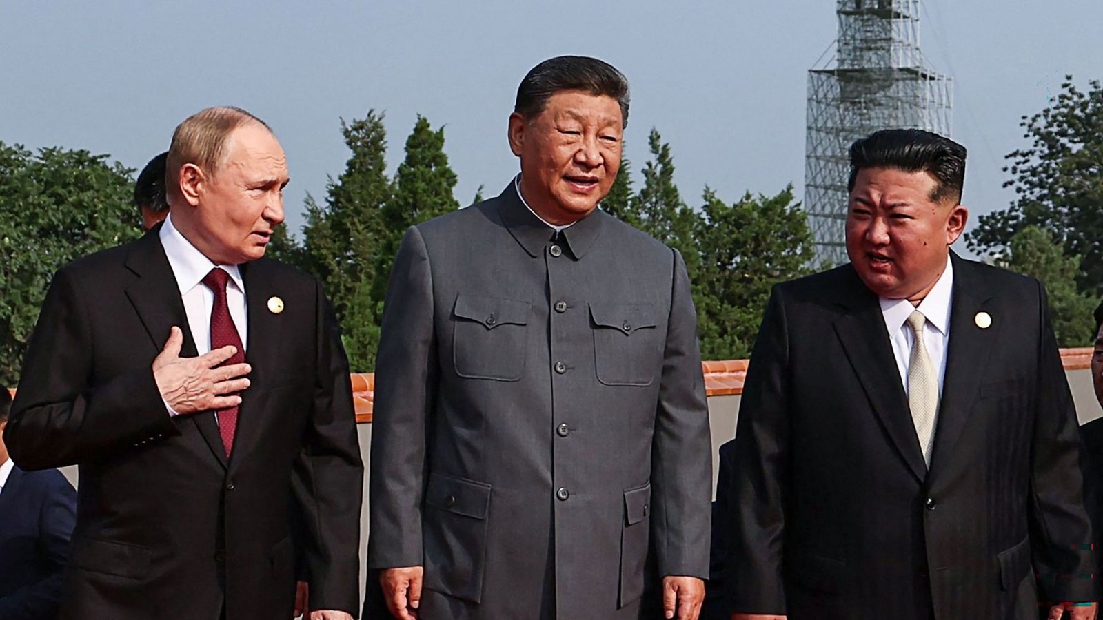 Putin, Xi, Kim – geeint gegen die USA.Foto: AFP Putin, Xi, Kim – geeint gegen die USA.Foto: AFP