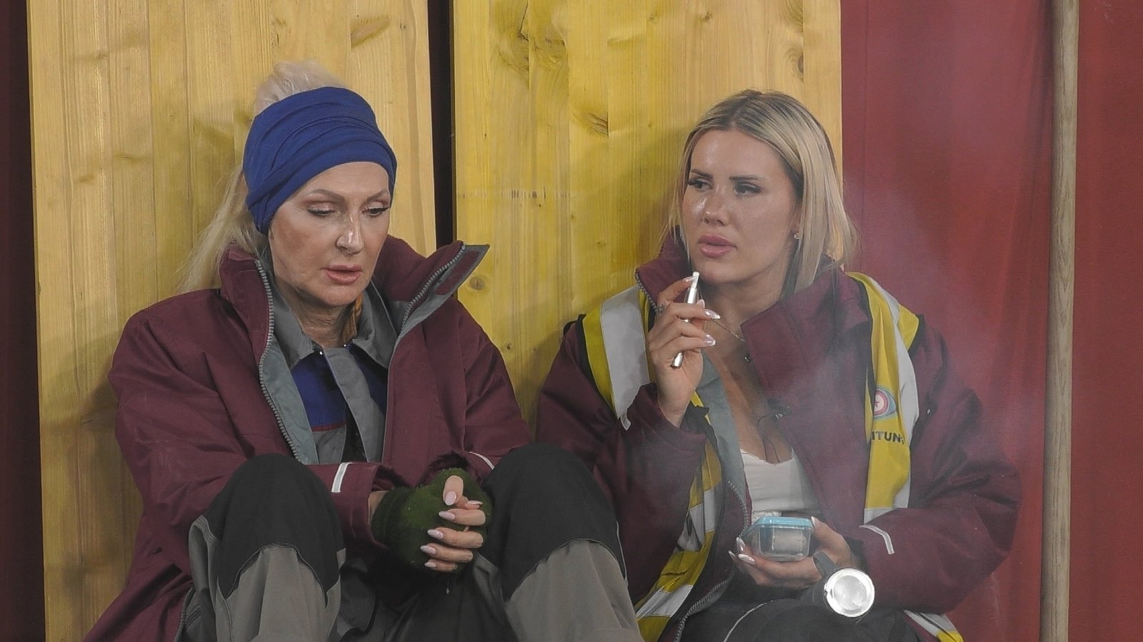 Désriée und Laure (rechts).Foto: Joyn Désriée und Laure (rechts).Foto: Joyn
