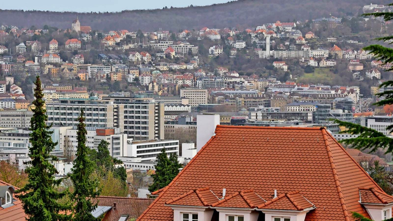 Wohnen in Stuttgart ist meist teuer. Wie viel verlangt werden darf, wird im neuen Mietspiegel ermittelt.Foto: Lichtgut/Max Kovalenko