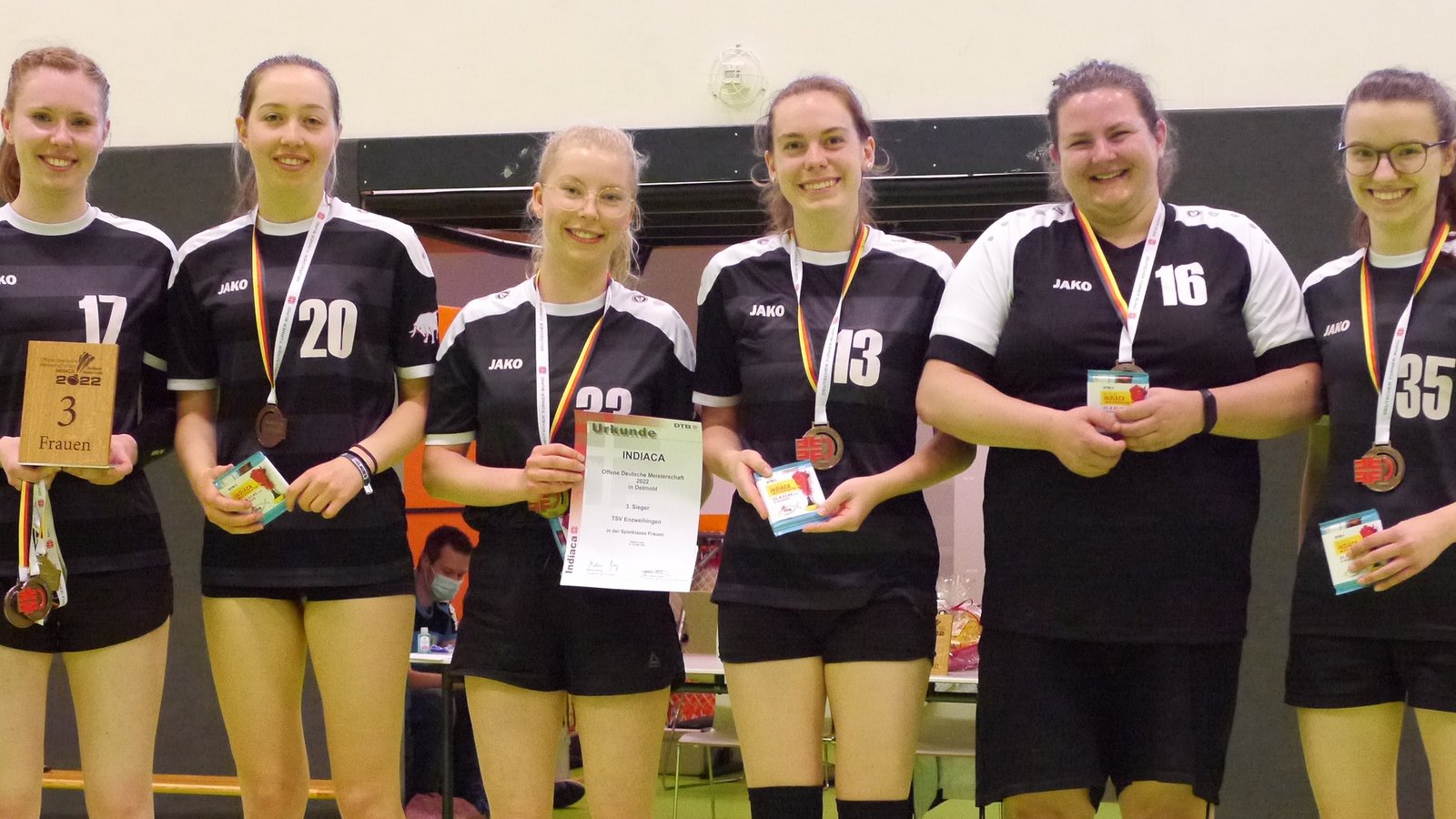 Die erfolgreichste Mannschaft des TSV Enzweihingen (von links): Lorriann Sparmann, Paula Glinder, Elisa Sonnberger, Rebecca Hertner, Eva Zimmermann und Karen Baral wurden Dritte. Foto: privat