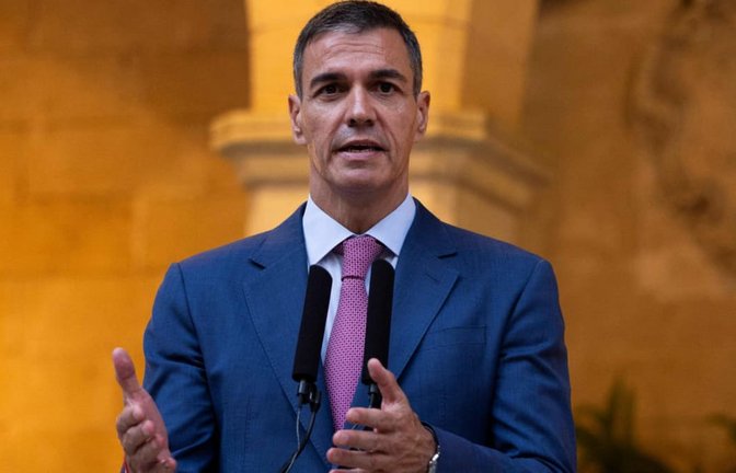 Spaniens Ministerpräsident Pedro Sanchez mahnt zur Achtung der europäischen Verträge (Archivfoto).<span class='image-autor'>JAIME REINA/afp</span>