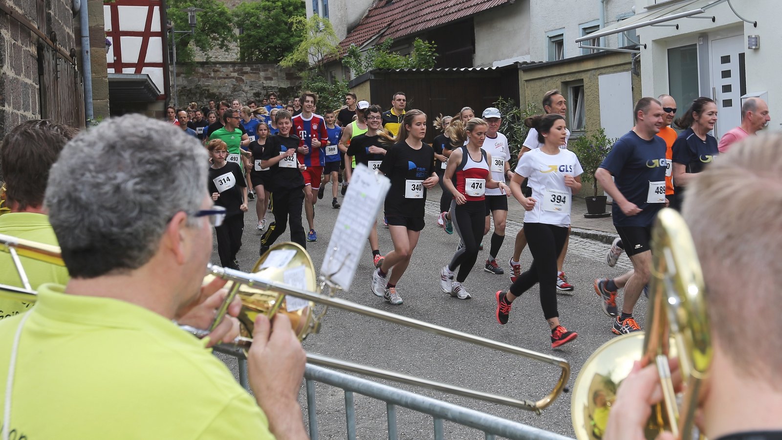 Laufcup_RKU81508_Guggen