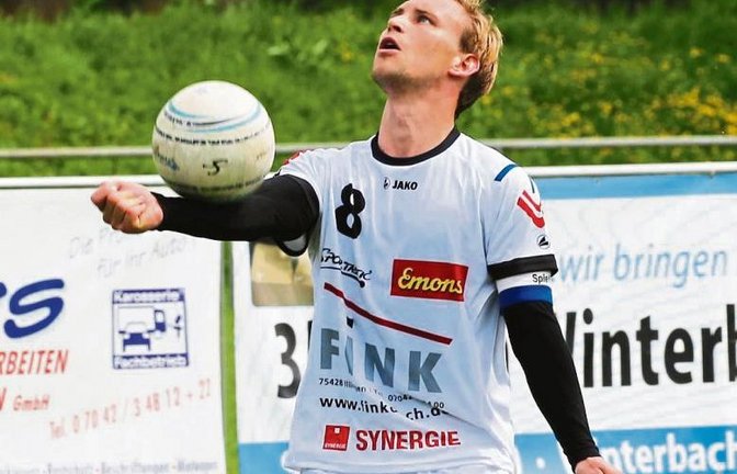 Daniel Wörsinger war mit seiner Leistung im Hinspiel gegen den TV Schweinfurt-Oberndorf nicht zufrieden. „Ich persönlich habe etwas gutzumachen“, sagt der TVV-Abwehrspieler. Foto: Küppers