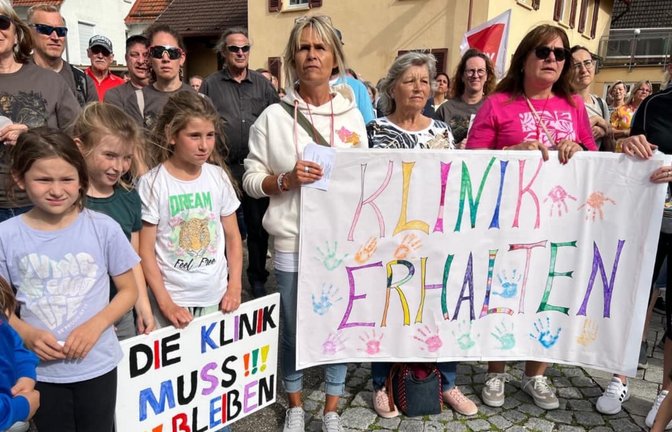 Tausende haben in Löwenstein für die Lungenfachklinik demonstriert.<span class='image-autor'>privat</span>