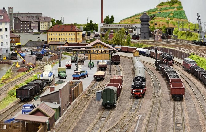 Die Modellbauanlage in Stuttgart zeigt die Welt der 1960er Jahre.<span class='image-autor'>Foto: Modellbahn65</span>