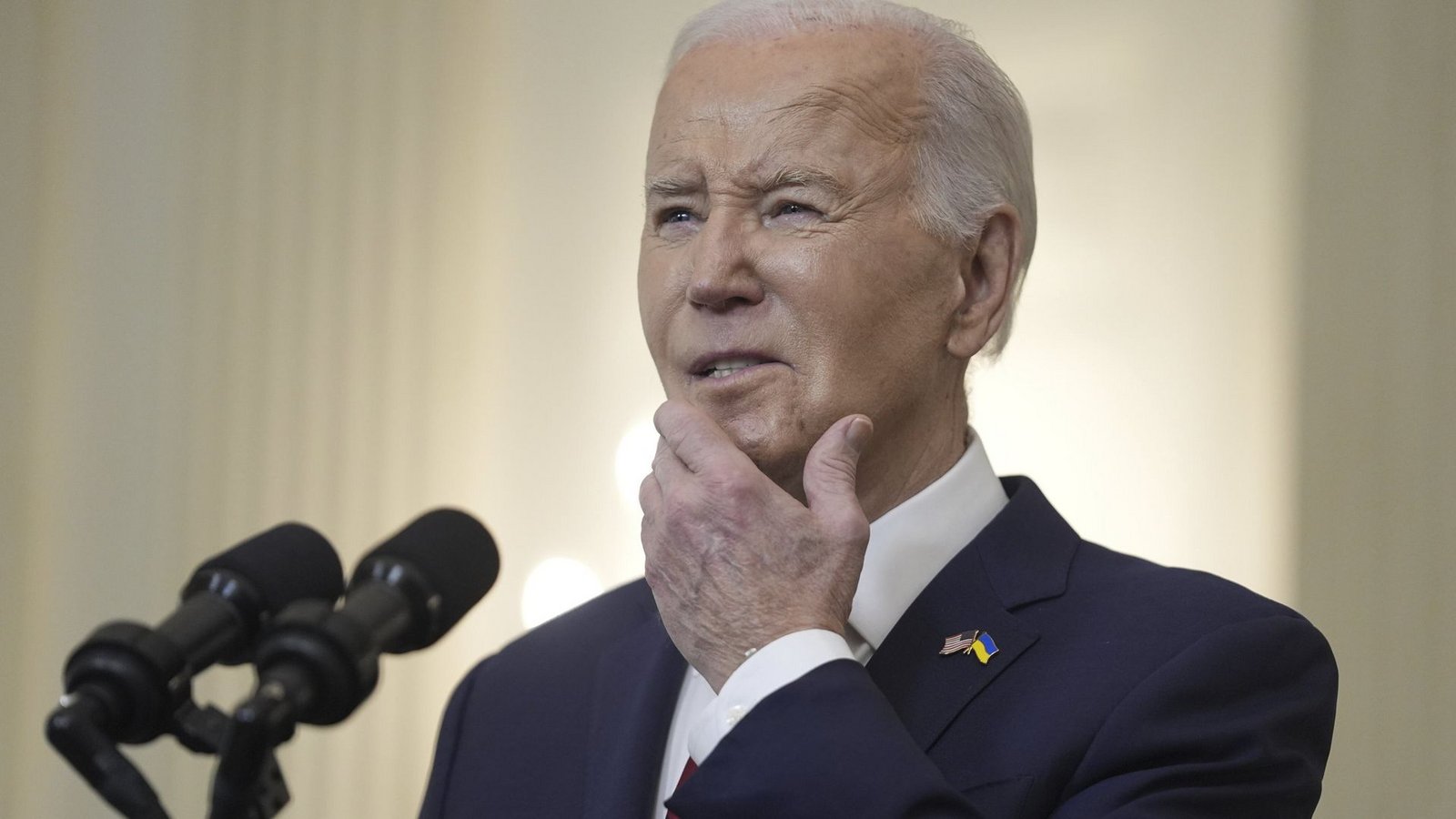 In einem Telefonat mit dem israelischen Regierungschef Benjamin Netanjahu habe Biden am Montag „seine klare Position zu Rafah wiederholt“.Foto: dpa/Evan Vucci In einem Telefonat mit dem israelischen Regierungschef Benjamin Netanjahu habe Biden am Montag „seine klare Position zu Rafah wiederholt“.Foto: dpa/Evan Vucci