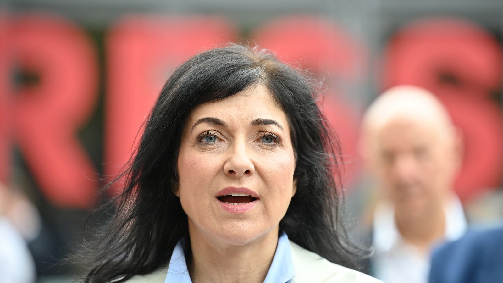 Wirtschaftsministerin Katherina Reiche (CDU) hat eine neue Debatte über die Lebensarbeitszeit angestoßen.Foto: Katharina Kausche/dpa