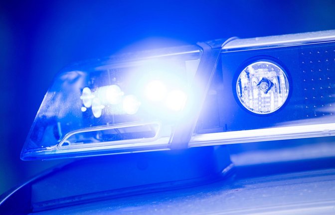 Nach dem Fund eines toten Ehepaars in einer Wohnung in Bruchsal steht die Todesursache fest (Symbolbild).<span class='image-autor'>Foto: Lino Mirgeler/dpa</span>