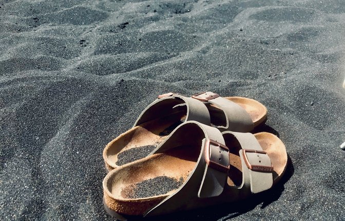 So reinigen Sie die Birkenstock-Sandalen.<span class='image-autor'>Foto: Jonny Allen / shutterstock.com</span>
