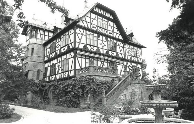Im Nussdorfer Schlössle, hier um 1980, ist Marlies Hirschberg aufgewachsen. Hier hat ihre Familie auch die kleine Andrea in den 60er Jahren ab und an betreut. <span class='image-autor'>Foto: Archiv</span>