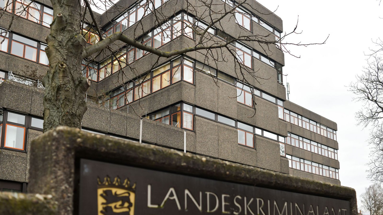 Das Gebäude des Landeskriminalamtes in der Stuttgarter Taubenheimstraße: 1978 zogen hier die Ermittler ein, als sie ihre Berichte noch auf Schreibmaschinen vom Typ Gabriele und Monica tippten.Foto: Lichtgut/Max Kovalenko Das Gebäude des Landeskriminalamtes in der Stuttgarter Taubenheimstraße: 1978 zogen hier die Ermittler ein, als sie ihre Berichte noch auf Schreibmaschinen vom Typ Gabriele und Monica tippten.Foto: Lichtgut/Max Kovalenko