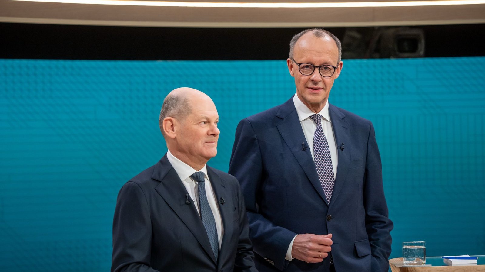 Kontrahenten im TV-Duell: Olaf Scholz (SPD) und Friedrich Merz (CDU).Foto: dpa/Michael Kappeler Kontrahenten im TV-Duell: Olaf Scholz (SPD) und Friedrich Merz (CDU).Foto: dpa/Michael Kappeler
