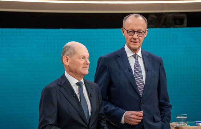 Kontrahenten im TV-Duell: Olaf Scholz (SPD) und Friedrich Merz (CDU).<span class='image-autor'>Foto: dpa/Michael Kappeler</span>