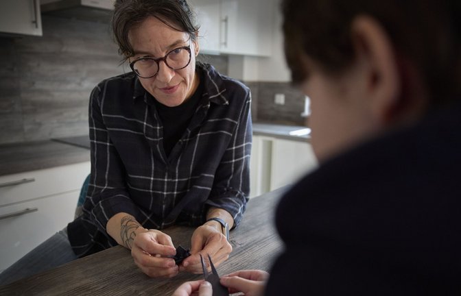 „Autisten muss man nicht nur verstehen, sondern auch  fühlen können“, sagt Birgit über ihren Sohn Henry.<span class='image-autor'>Foto: Gottfried Stoppel/Gottfried Stoppel</span>