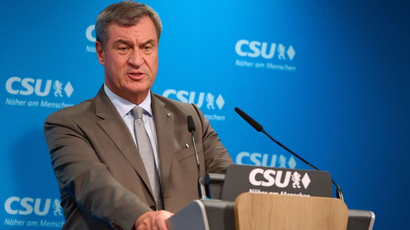 Markus Söder (CSU) warnt mit Blick auf die AfD vor einem Scheitern der Bundesregierung.Sven Hoppe/dpa
