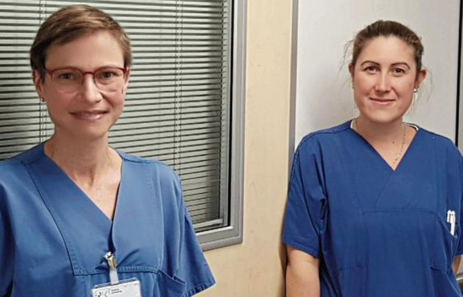 Dr. Monica Bürle (links) und Derin Tülay (rechts) leiten gemeinsam das neue interdisziplinäre Zentrum für Intensivmedizin.  Foto: p