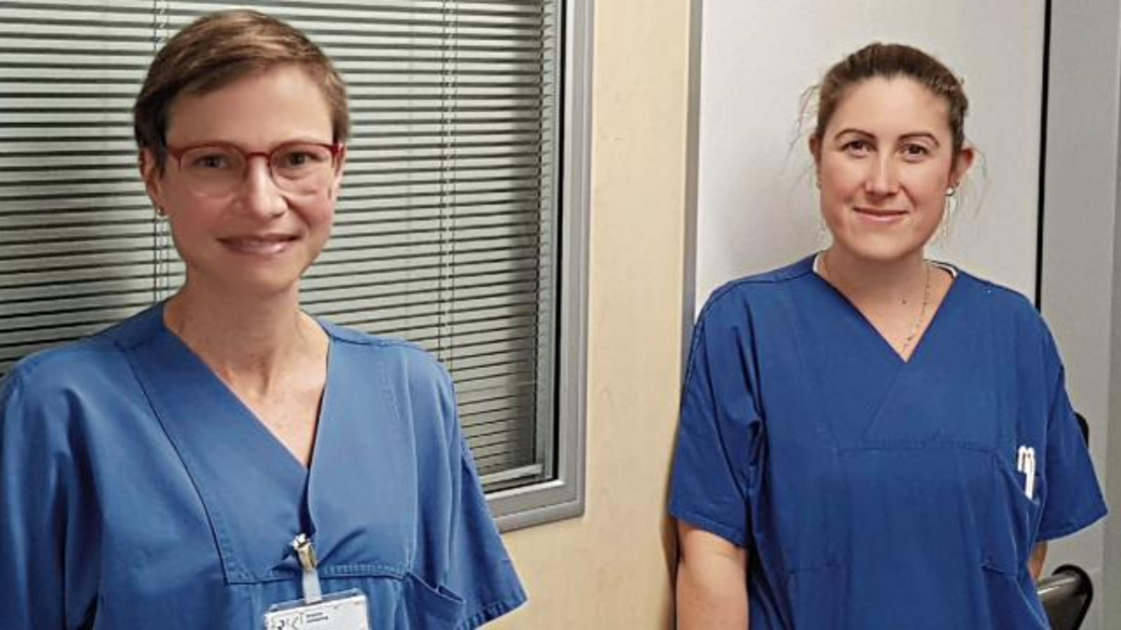 Dr. Monica Bürle (links) und Derin Tülay (rechts) leiten gemeinsam das neue interdisziplinäre Zentrum für Intensivmedizin.  Foto: p