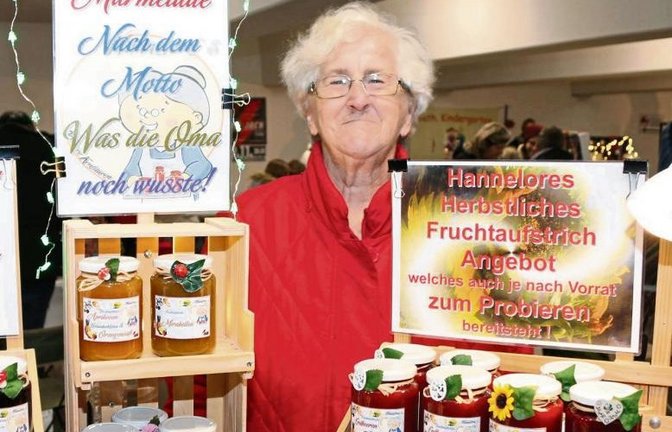 Hannelore Bauer lockt mit selbst gemachten Marmeladen.