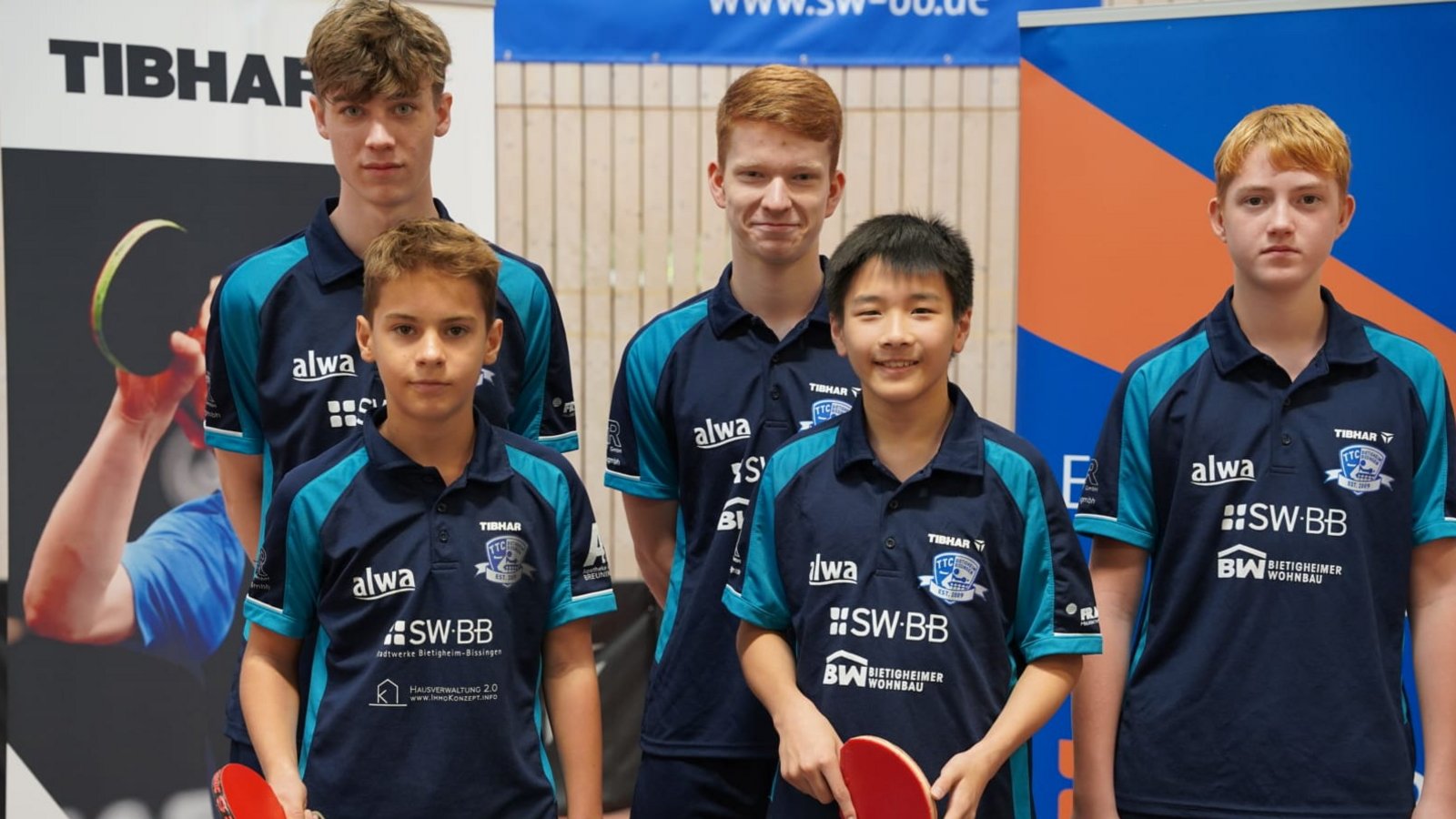 Die Teilnehmer des TTC Bietigheim-Bissingen: Lasse Mähnert (hinten von links), Lars Hübner, Fynn Nickel, sowie Serhii Yatsenko (vorne von links) und Tien Nghia Phong. Foto: privat