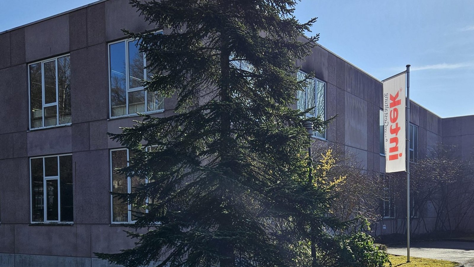 Allein 4,1 Millionen Euro benötigt die Stadt Oberriexingen für den Kauf des ehemaligen Intek-Geländes. Foto: Rieger Allein 4,1 Millionen Euro benötigt die Stadt Oberriexingen für den Kauf des ehemaligen Intek-Geländes. Foto: Rieger