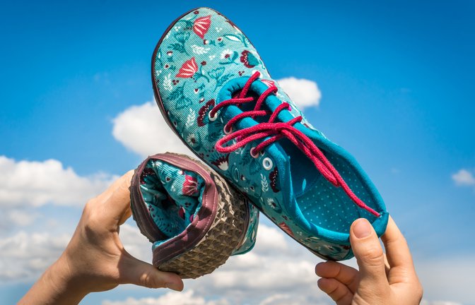 So waschen Sie die Schuhe richtig.<span class='image-autor'>Foto: andriano.cz / shutterstock.com</span>