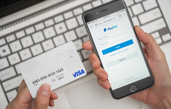 Mit einem PayPal-Konto können Sie ganz einfach und unkompliziert Geld senden und empfangen.<span class='image-autor'>Foto: ymgerman / shutterstock.com</span>