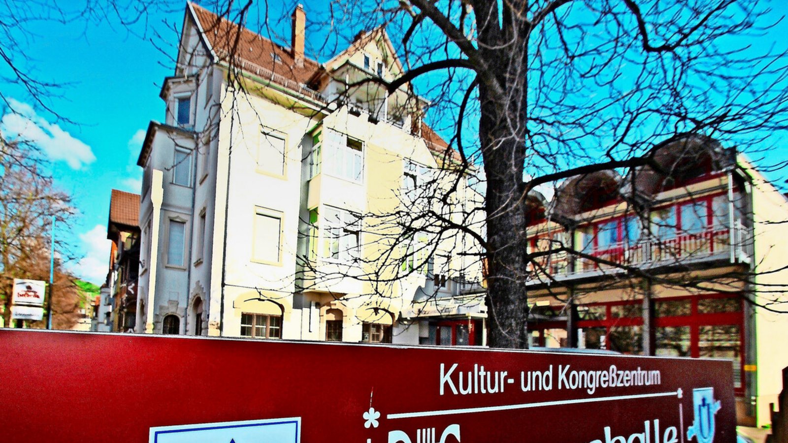 Vor wenigen Tagen hat das 1905 erbaute Gebäude den Besitzer gewechselt.Foto: Steegmüller Vor wenigen Tagen hat das 1905 erbaute Gebäude den Besitzer gewechselt.Foto: Steegmüller
