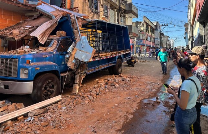 Neben Cali sind unter anderem auch die Städte Pereira und Manizales stark getroffen worden. Allein Pereira verzeichnete nach jüngsten Angaben der Stadtverwaltung bisher 66 Tote und damit die meisten Opfer.<span class='image-autor'>Imago/Anadolu Agency</span>