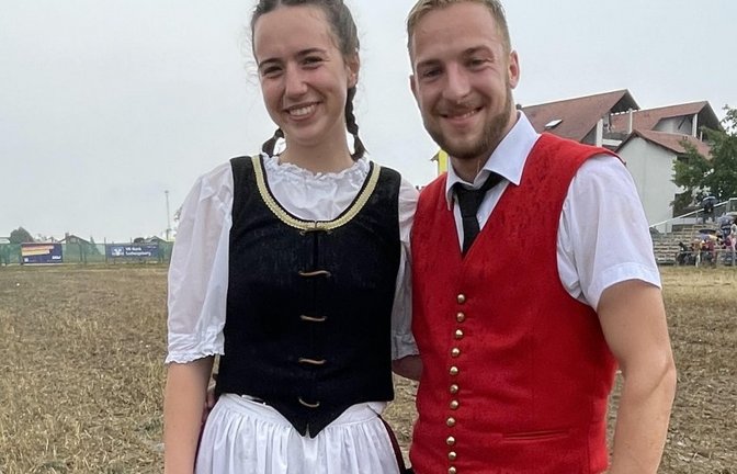 Hahnentanzsieger Jane Bäzner und Luca Bauer.