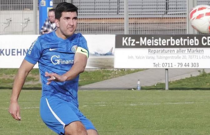 Einer der positiven Calcio-Aspekte: Dass der Kapitän  Dan Constantinescu diesmal  wieder im Mittelfeld spielte, tat der Mannschaft gut.<span class='image-autor'>Günter Bergmann</span>