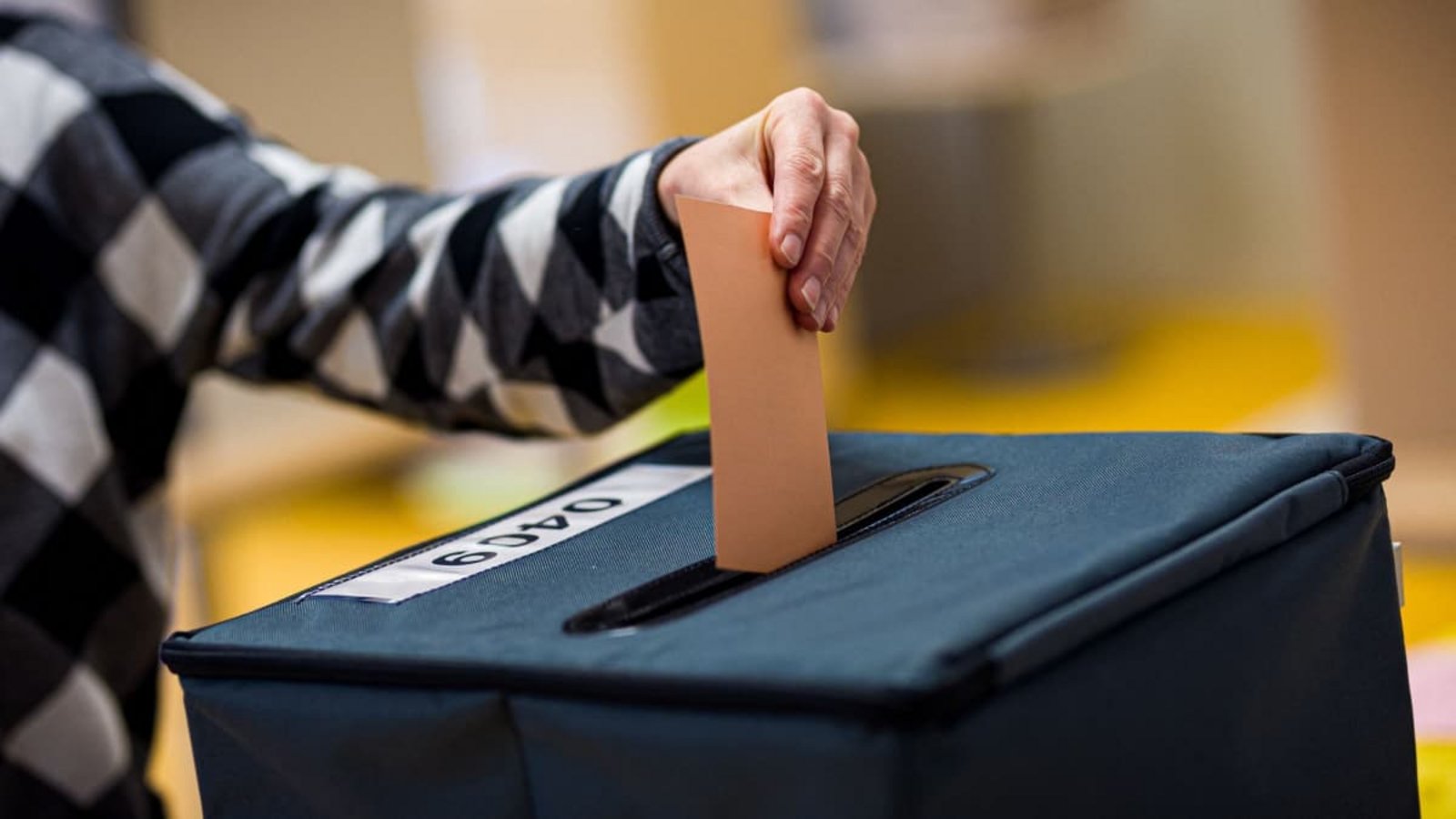 Bei den Kommunalwahlen in Niedersachsen holte die AfD so viele Stimmen, dass sie gar nicht genug Listenkandidaten zur Verfügung hat.Moritz Frankenberg/dpa Bei den Kommunalwahlen in Niedersachsen holte die AfD so viele Stimmen, dass sie gar nicht genug Listenkandidaten zur Verfügung hat.Moritz Frankenberg/dpa