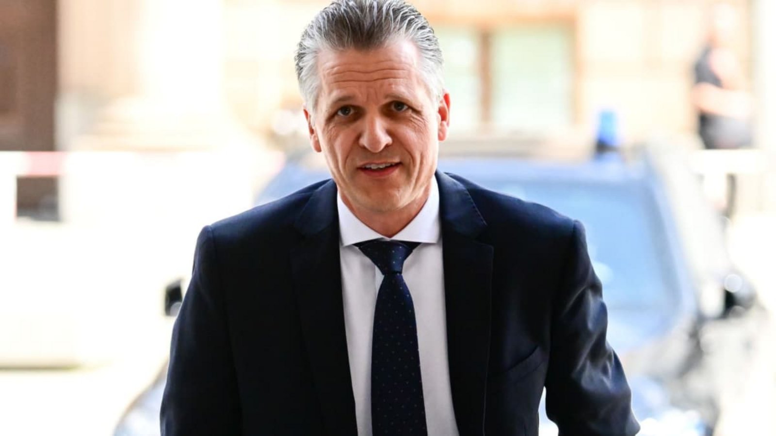 Auf geht's. Thorsten Frei kommt zu einer Sondersitzung der CDU/CSU-Bundestagsfraktion zur Wahl des Fraktionsvorsitzenden.Sebastian Gollnow/dpa Auf geht's. Thorsten Frei kommt zu einer Sondersitzung der CDU/CSU-Bundestagsfraktion zur Wahl des Fraktionsvorsitzenden.Sebastian Gollnow/dpa