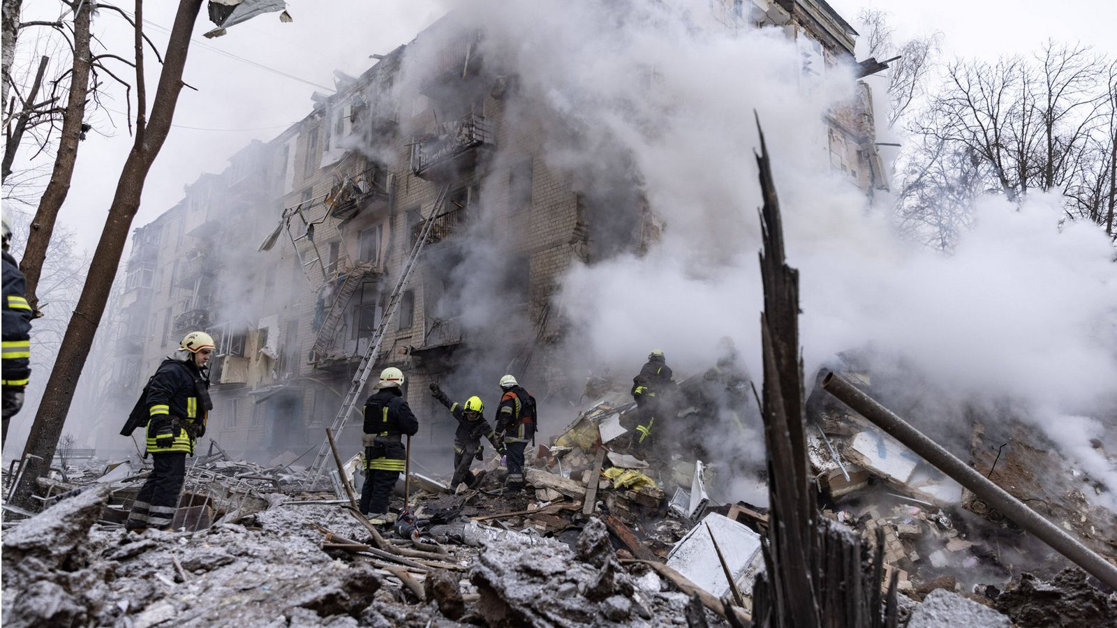 Im vergangenen Winter schlugen russische Raketen in Gebäude der ukrainischen Hauptstadt Kiew ein. (Archivbild)Foto: IMAGO/ABACAPRESS/IMAGO/Titov Yevhen/ABACA Im vergangenen Winter schlugen russische Raketen in Gebäude der ukrainischen Hauptstadt Kiew ein. (Archivbild)Foto: IMAGO/ABACAPRESS/IMAGO/Titov Yevhen/ABACA