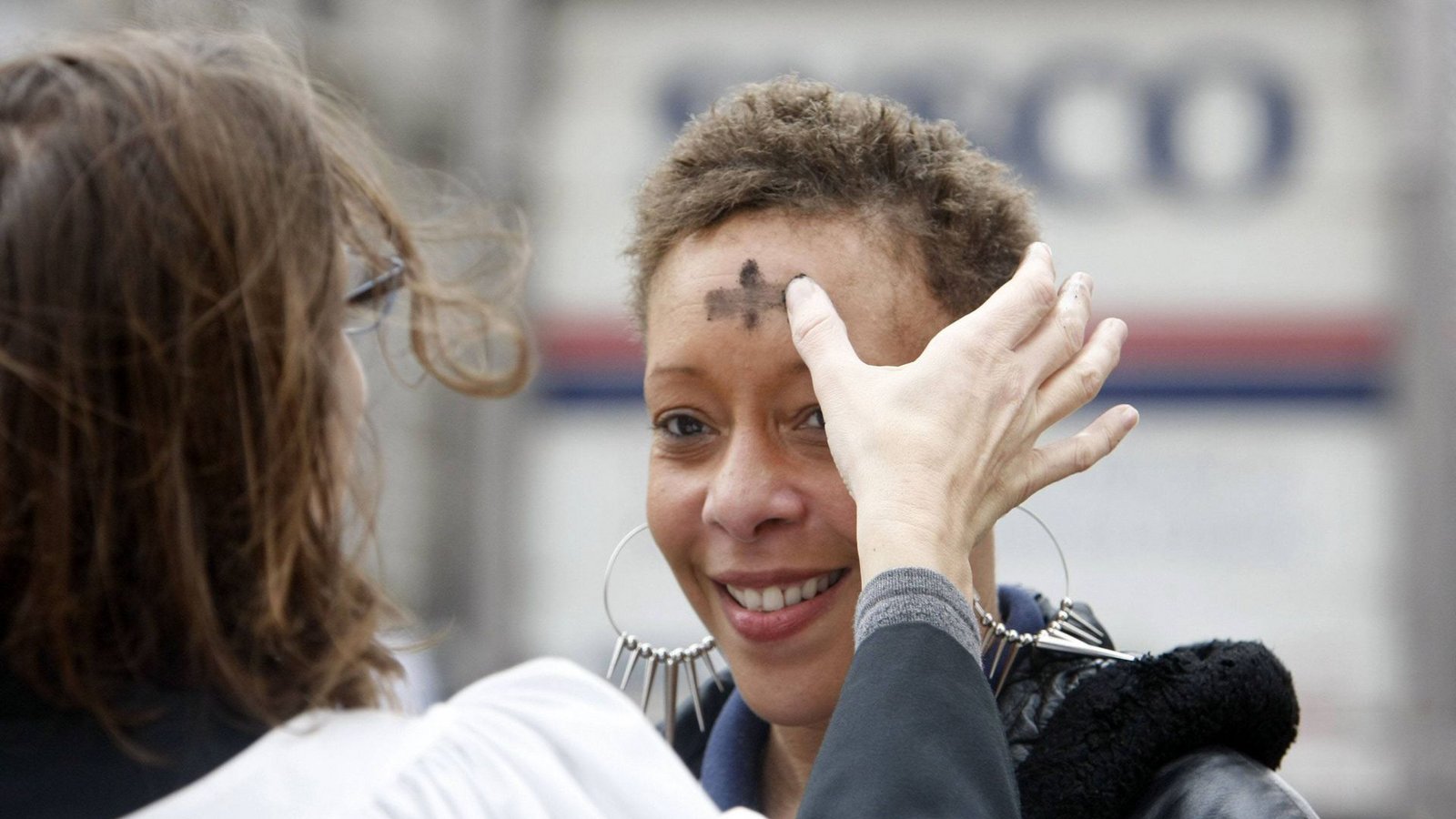 Ein Aschekreuz auf der Stirn als Zeichen der inneren Einkehr.Foto: imago images/ZUMA Wire/imago Ein Aschekreuz auf der Stirn als Zeichen der inneren Einkehr.Foto: imago images/ZUMA Wire/imago