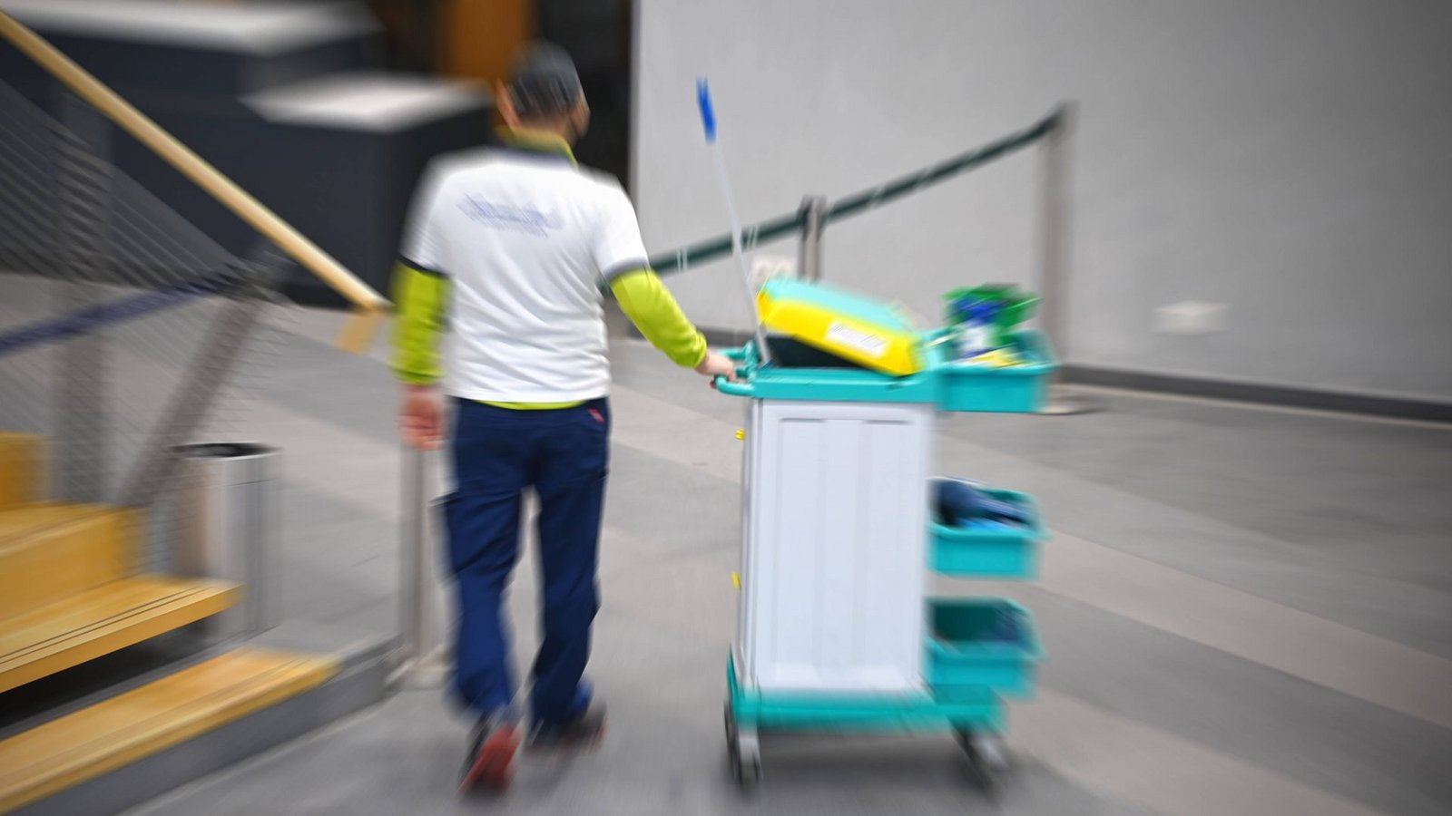 Die Angebote der Reinigungsfirmen lagen weit auseinander.Foto: imago/Sven Simon Die Angebote der Reinigungsfirmen lagen weit auseinander.Foto: imago/Sven Simon