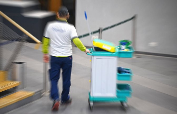 Die Angebote der Reinigungsfirmen lagen weit auseinander.<span class='image-autor'>Foto: imago/Sven Simon</span>